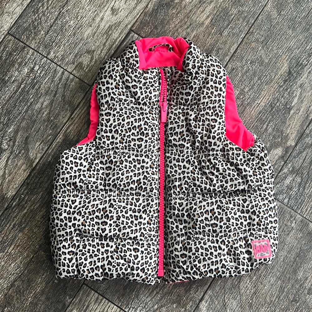 Gap cheetah puffer vest